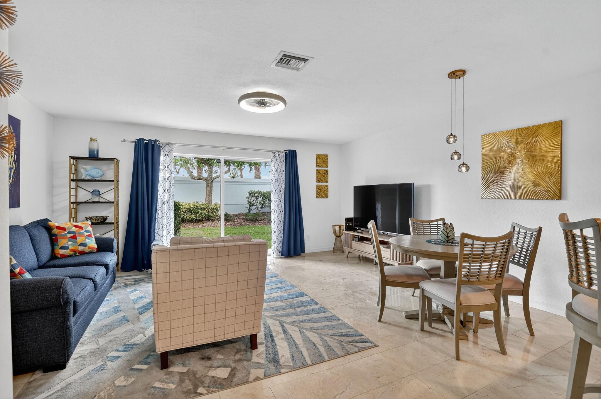 Royal Woods Condo - Residential Lease