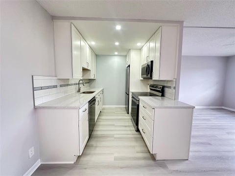 Photo of 2048 Newport N #2048, Deerfield Beach, FL 33442 (MLS # B26039681)