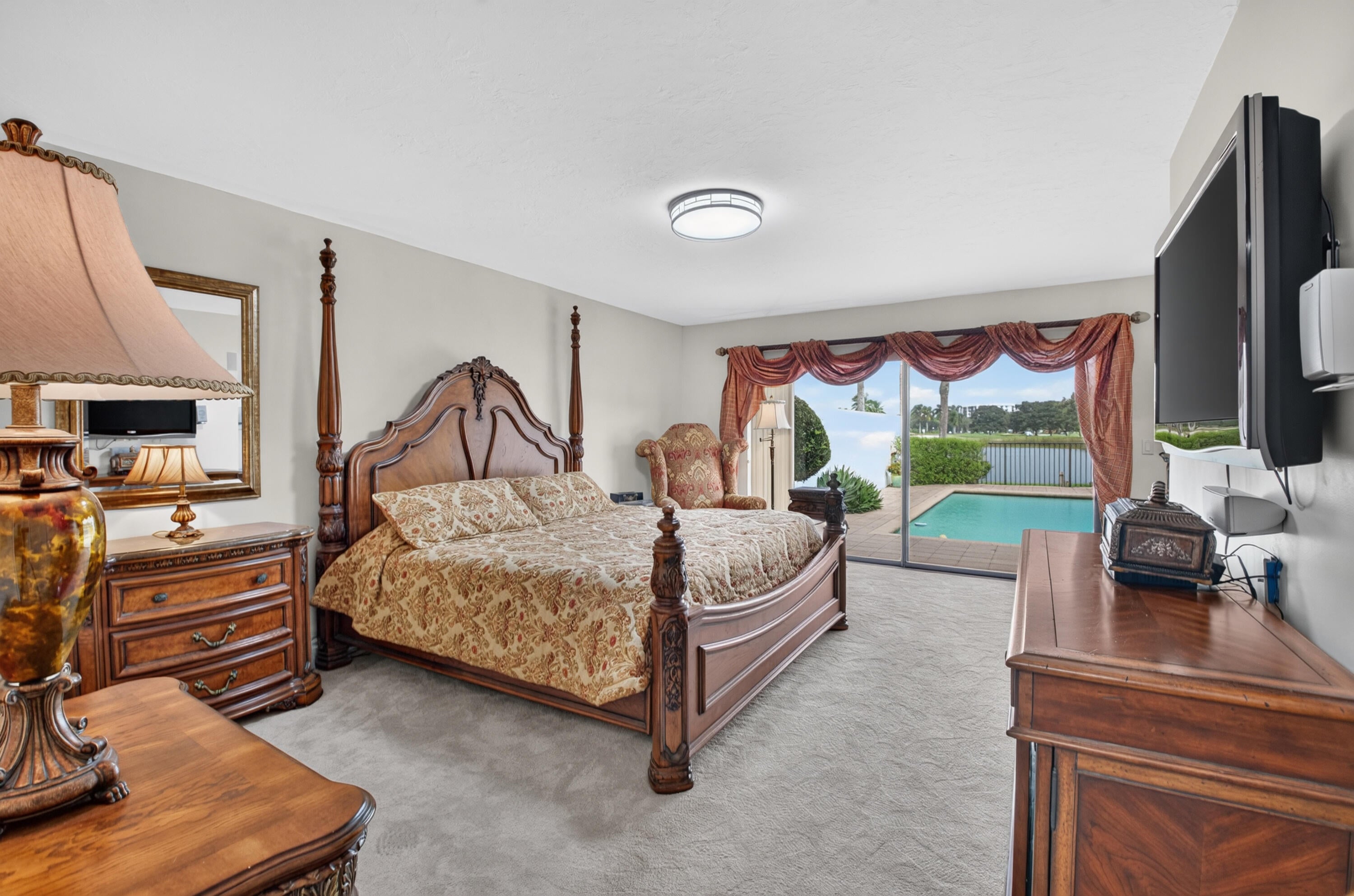 Properties | Stephanie Kaufman 6761 Woodbridge Drive