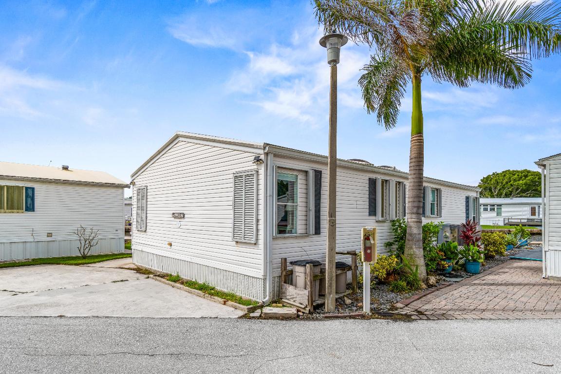 BRINY BREEZES INC - Residential