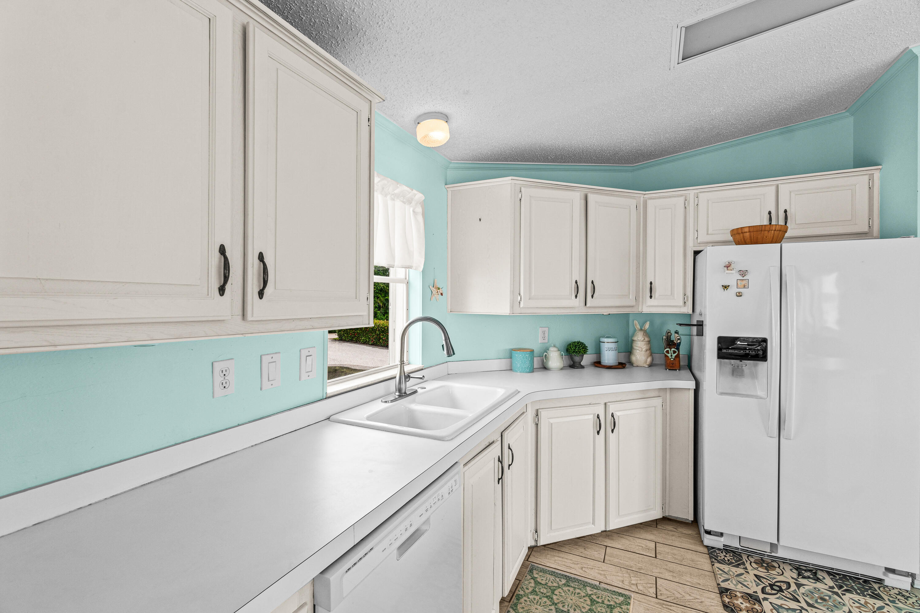 BRINY BREEZES INC - Residential