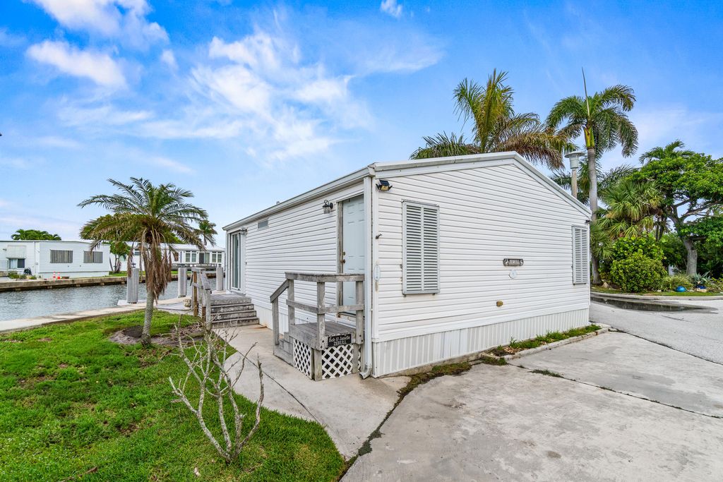 Photo of 207 Mallard Drive #U, Briny Breezes, FL 33435 (MLS # R11111176)