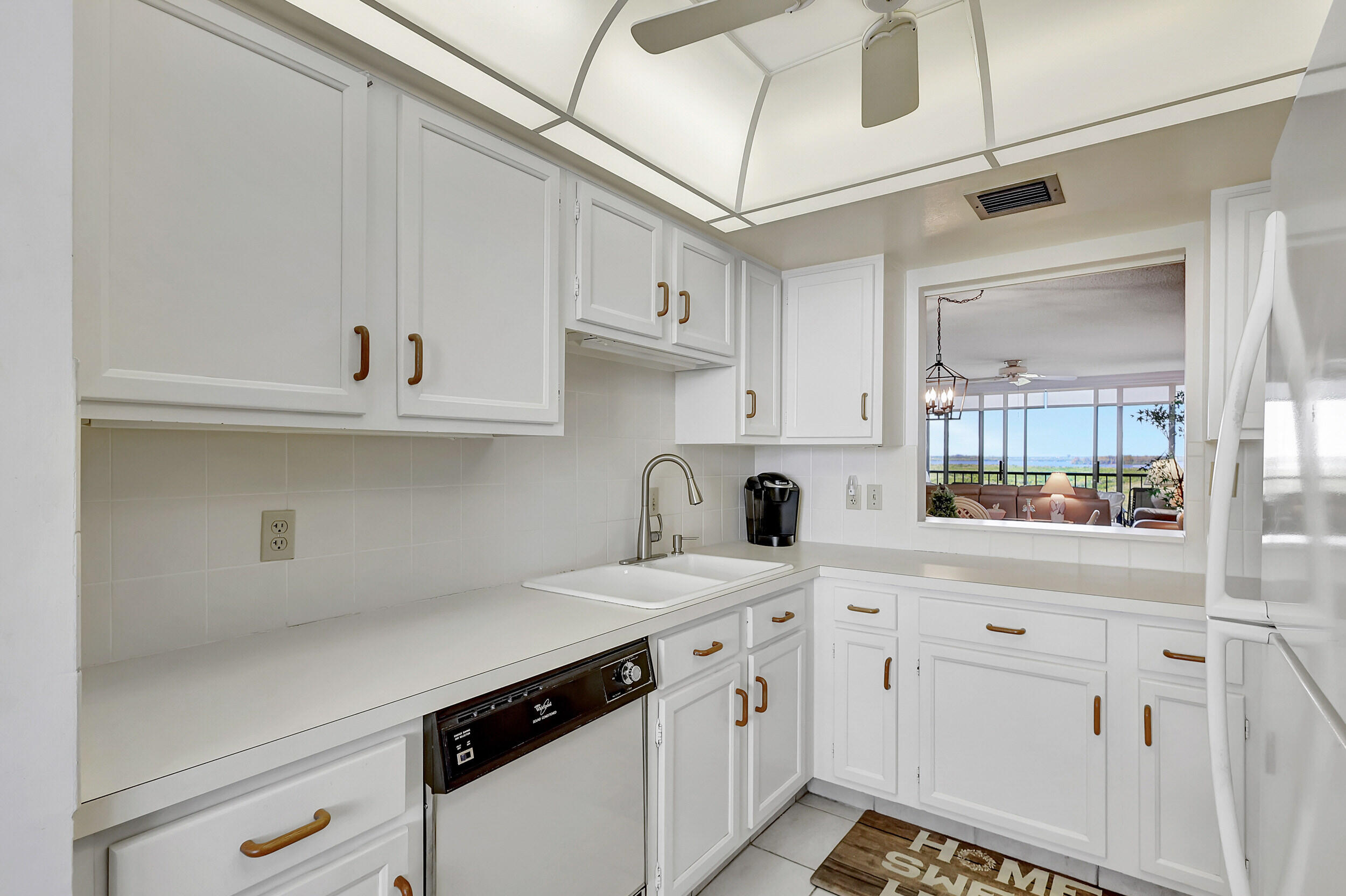 BRYN MAWR OCEAN TOWERS, A CONDOMINIUM - Residential