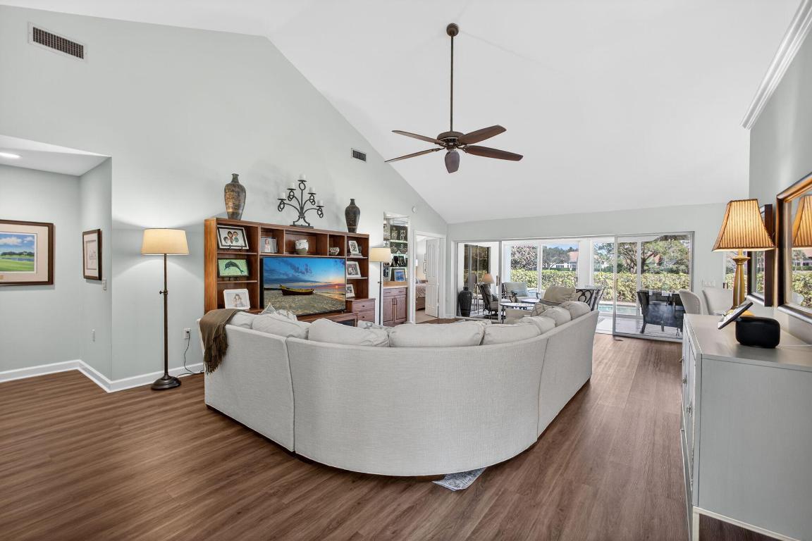 SARATOGA BAY - Residential