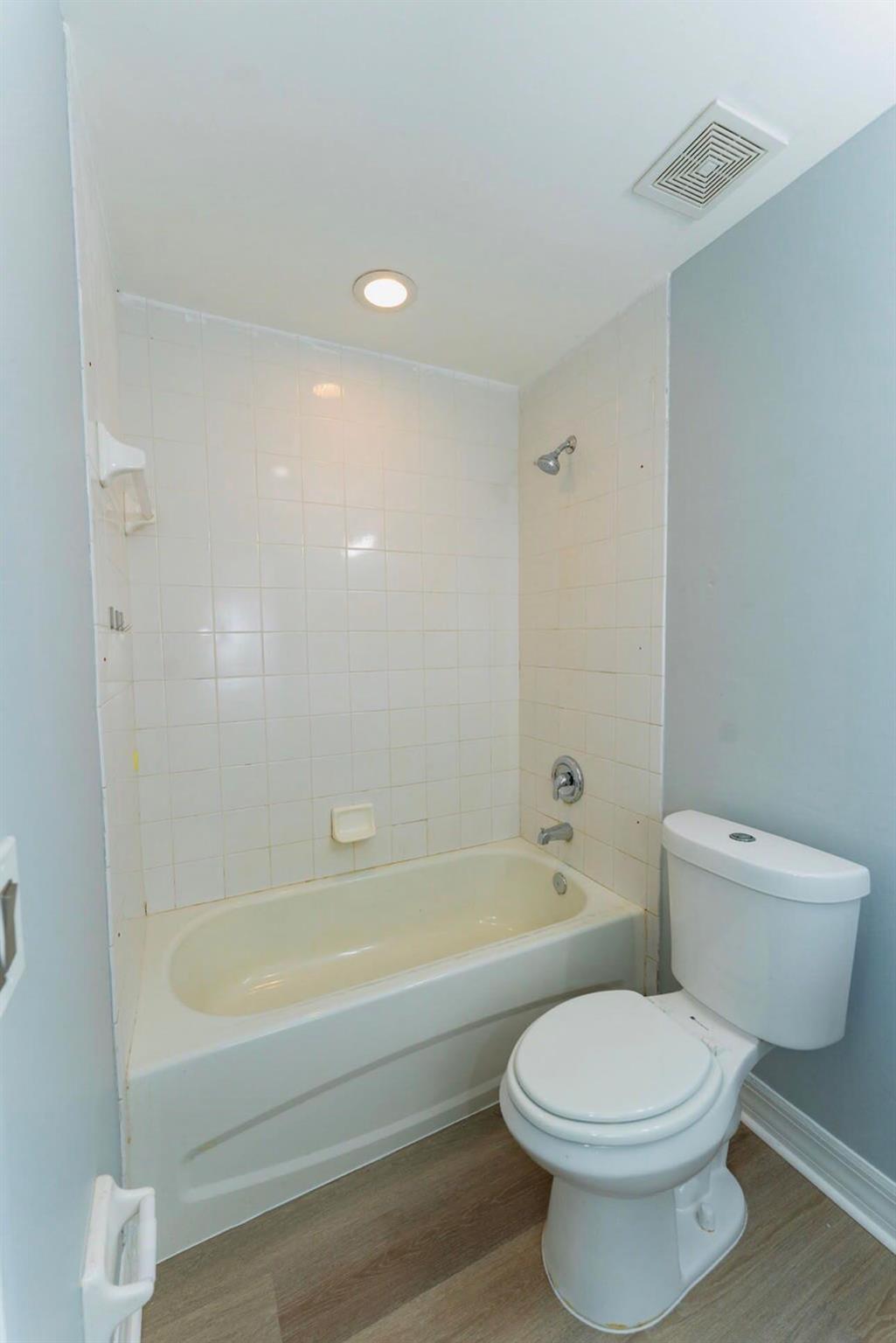 23-44-27-L4-01004.012A - Residential