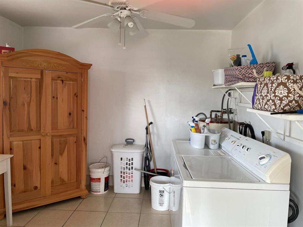 PALM SPRINGS VILLAGE 2 - Residential