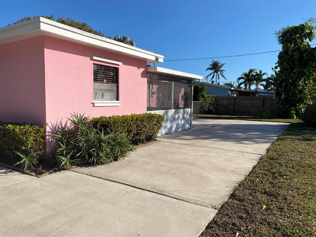 PALM SPRINGS VILLAGE 2 - Residential