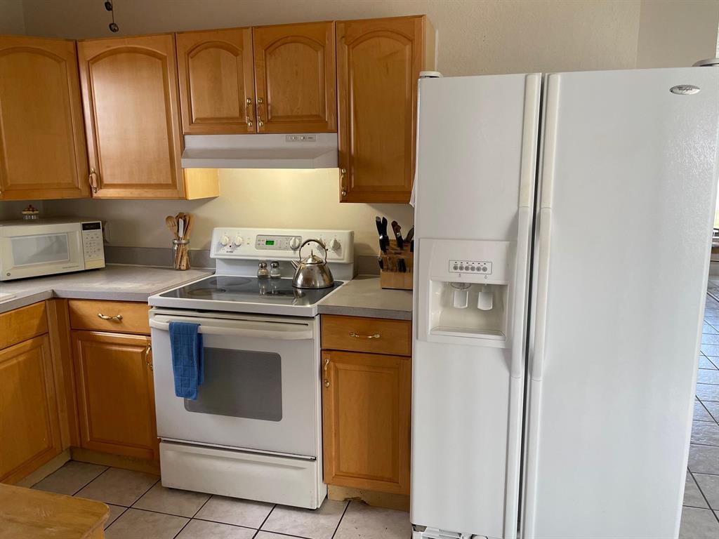 PALM SPRINGS VILLAGE 2 - Residential