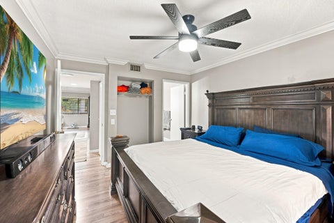 Tiny photo for 711 FOREST CLUB Drive #119, Wellington, FL 33414 (MLS # B26069784)