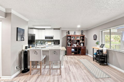 Tiny photo for 711 FOREST CLUB Drive #119, Wellington, FL 33414 (MLS # B26069784)