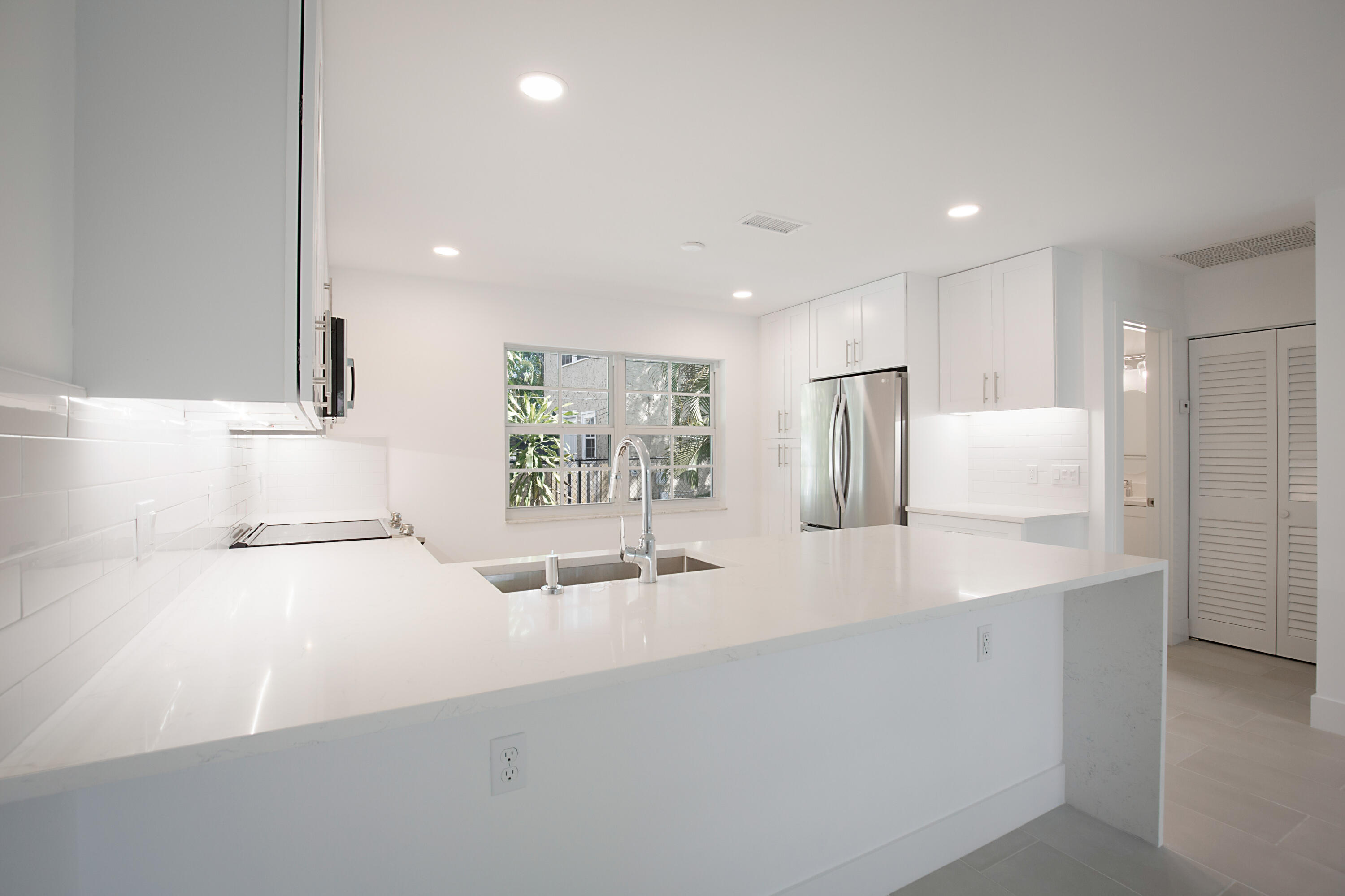 GRANDVIEW HEIGHTS - Residential Lease