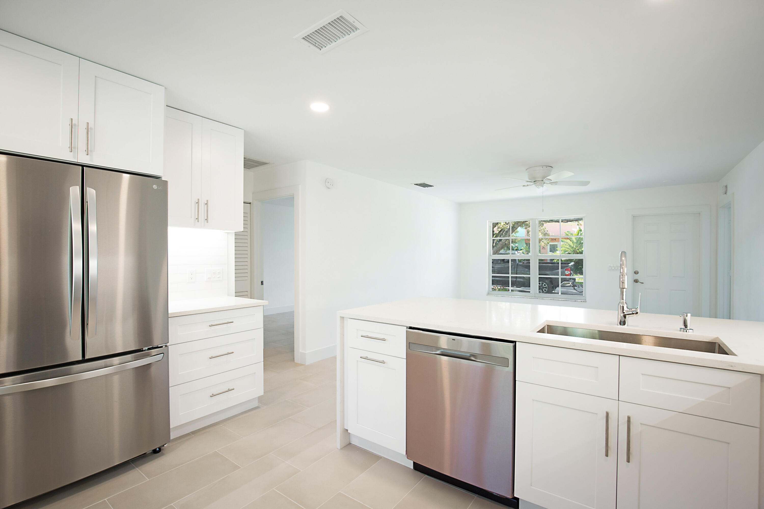 GRANDVIEW HEIGHTS - Residential Lease