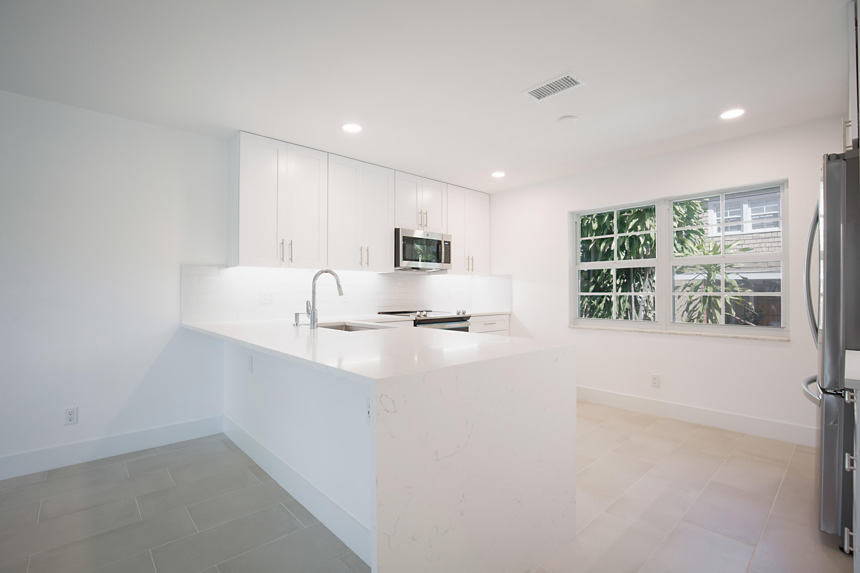 GRANDVIEW HEIGHTS - Residential Lease