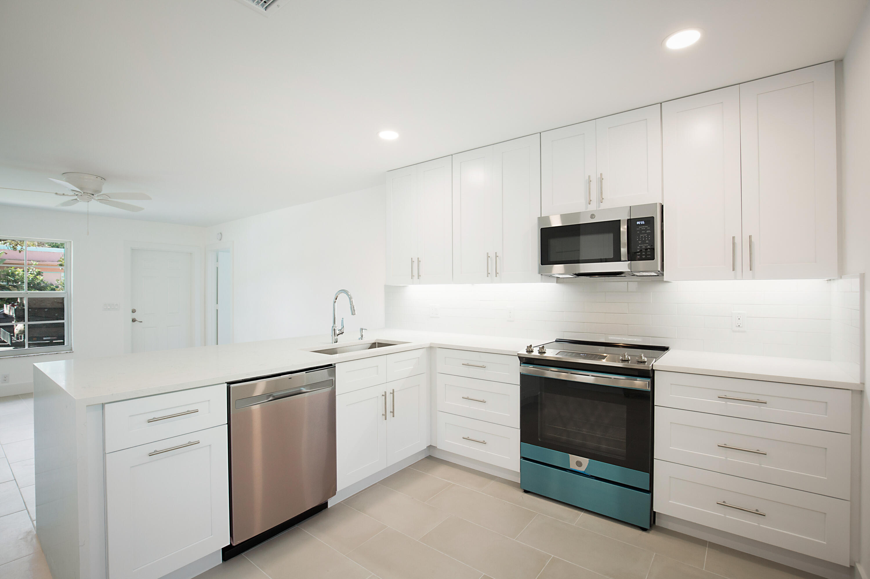 GRANDVIEW HEIGHTS - Residential Lease