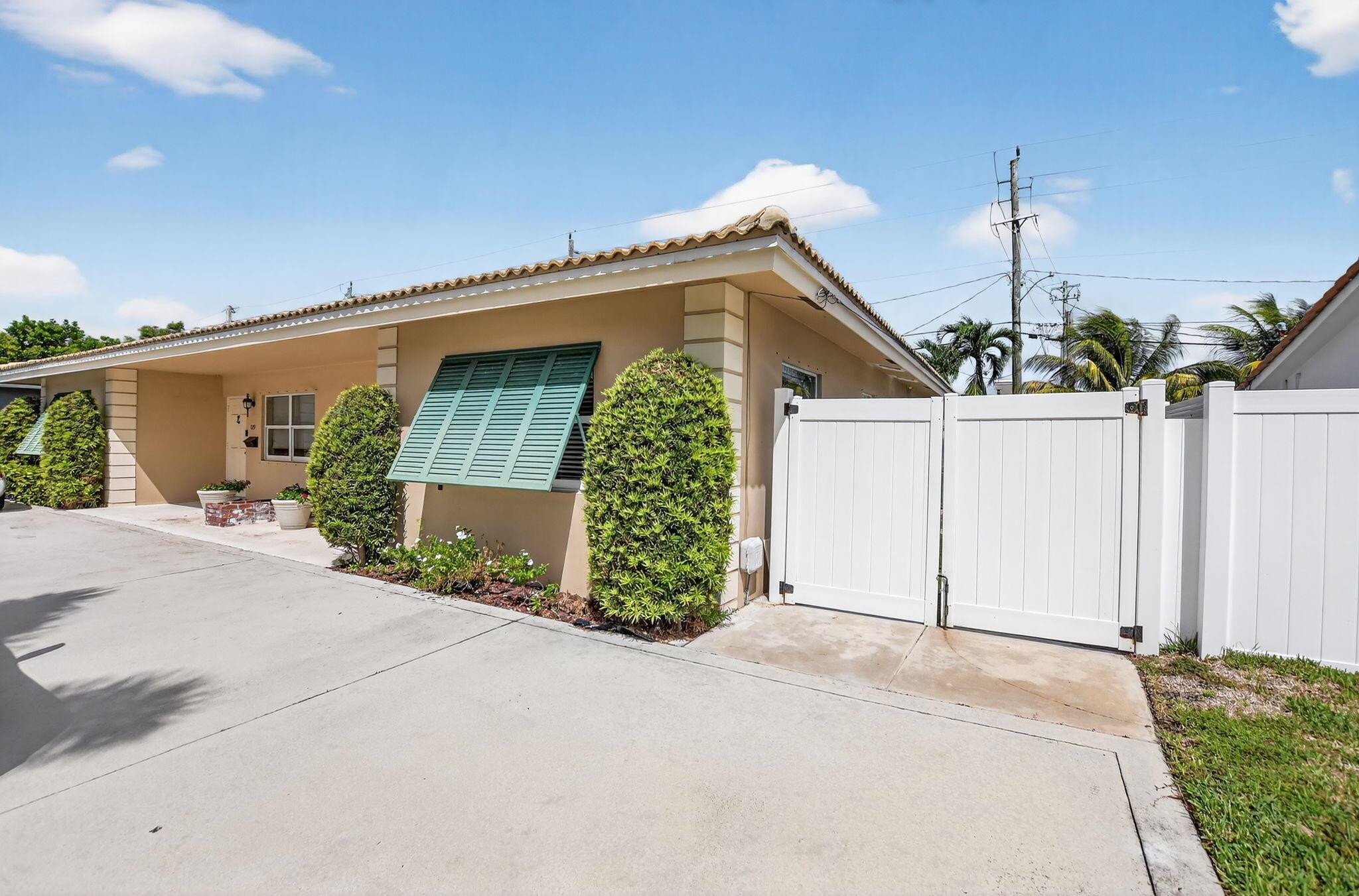 LAKE WYMAN SHORES - Residential Lease