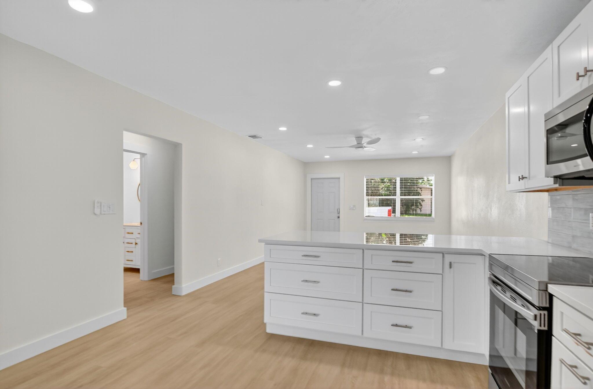 LAKE WYMAN SHORES - Residential Lease