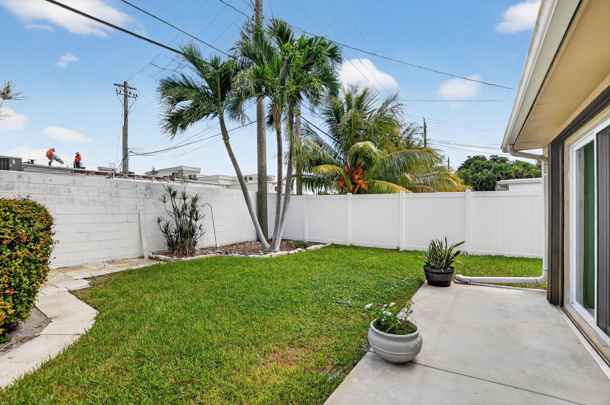 LAKE WYMAN SHORES - Residential Lease