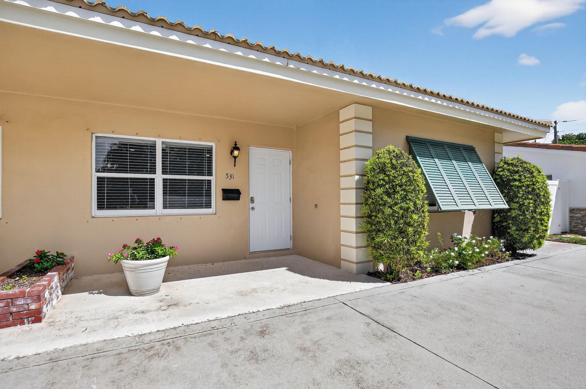 LAKE WYMAN SHORES - Residential Lease