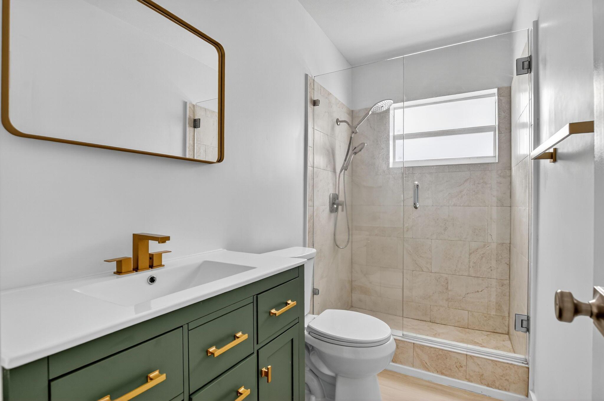 LAKE WYMAN SHORES - Residential Lease