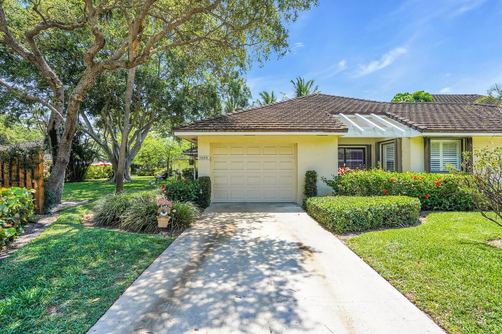 Photo of 11258 Twelve Oaks Way, North Palm Beach, FL 33408 (MLS # R11092190)