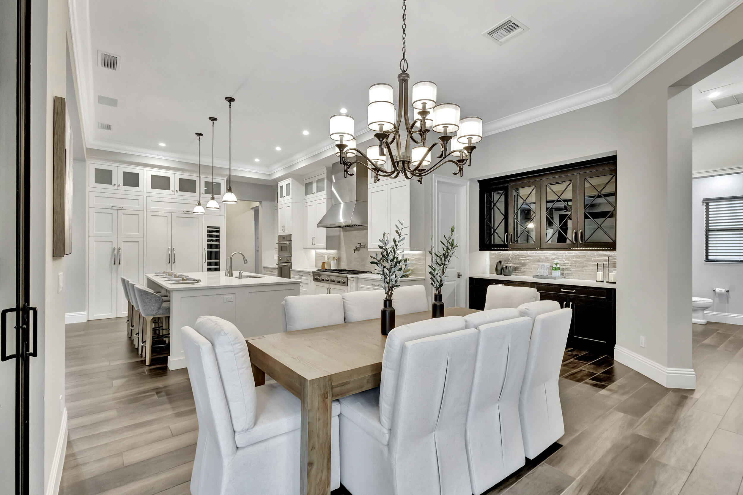 BANYAN LAKES 2 - Residential