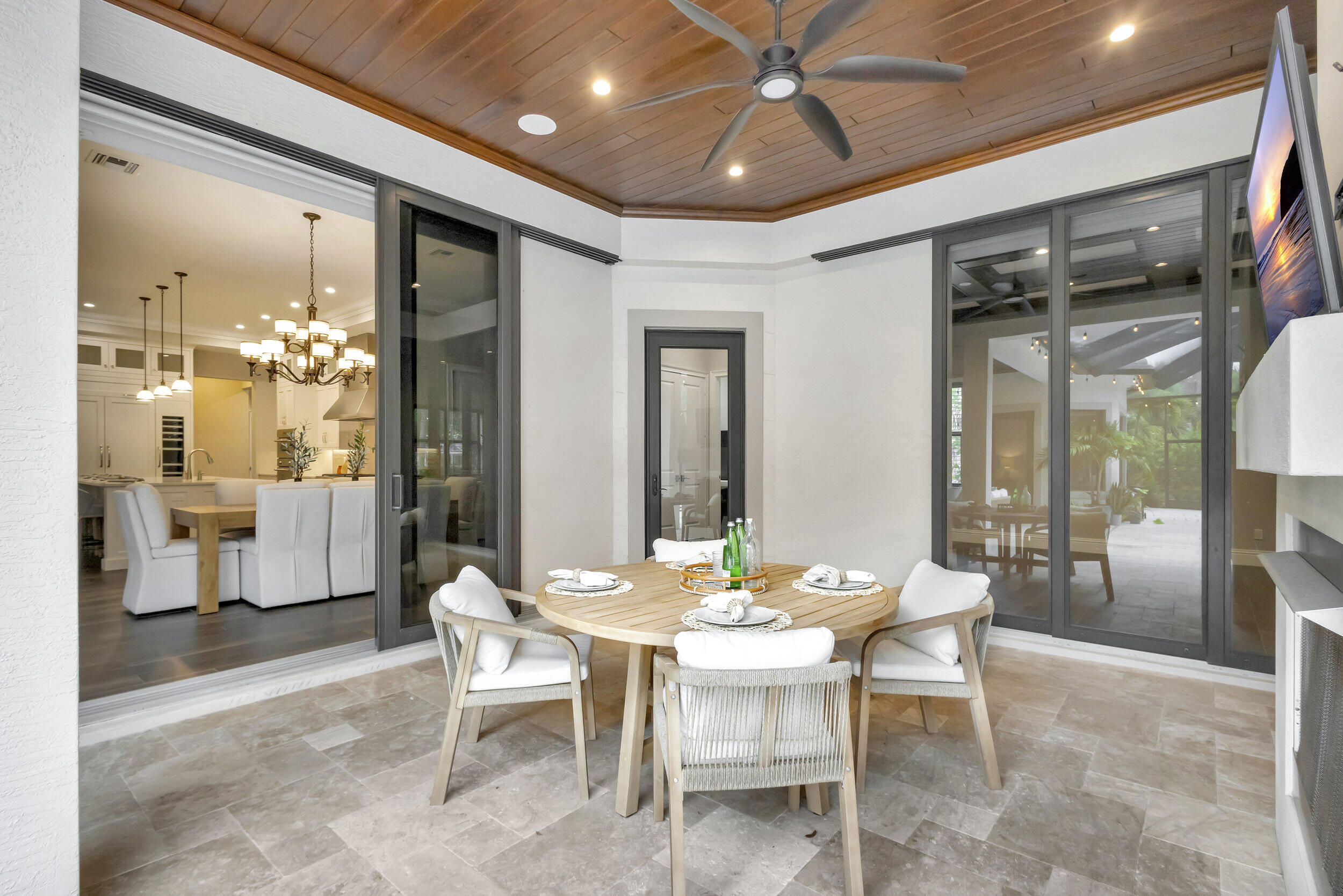 BANYAN LAKES 2 - Residential