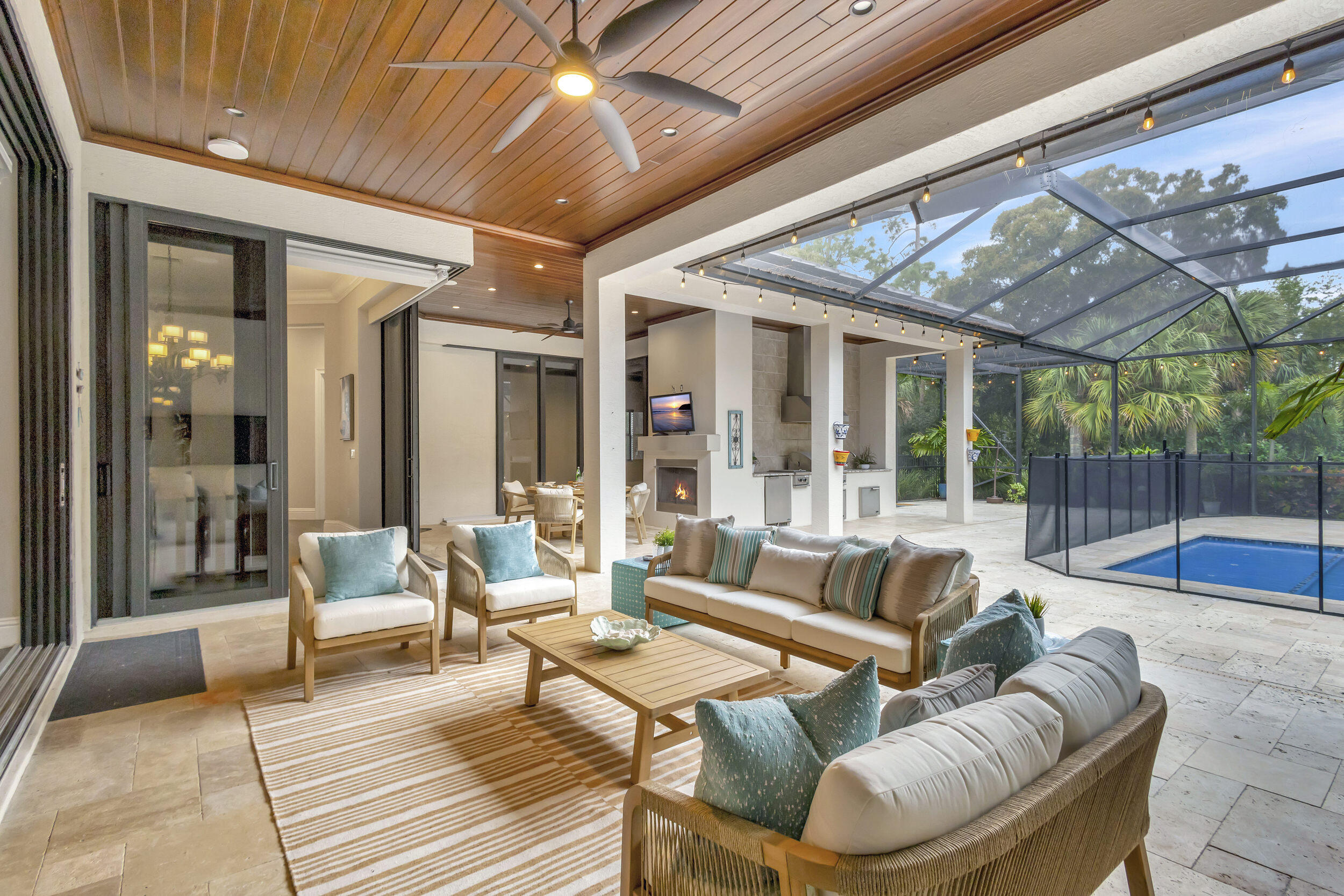 BANYAN LAKES 2 - Residential