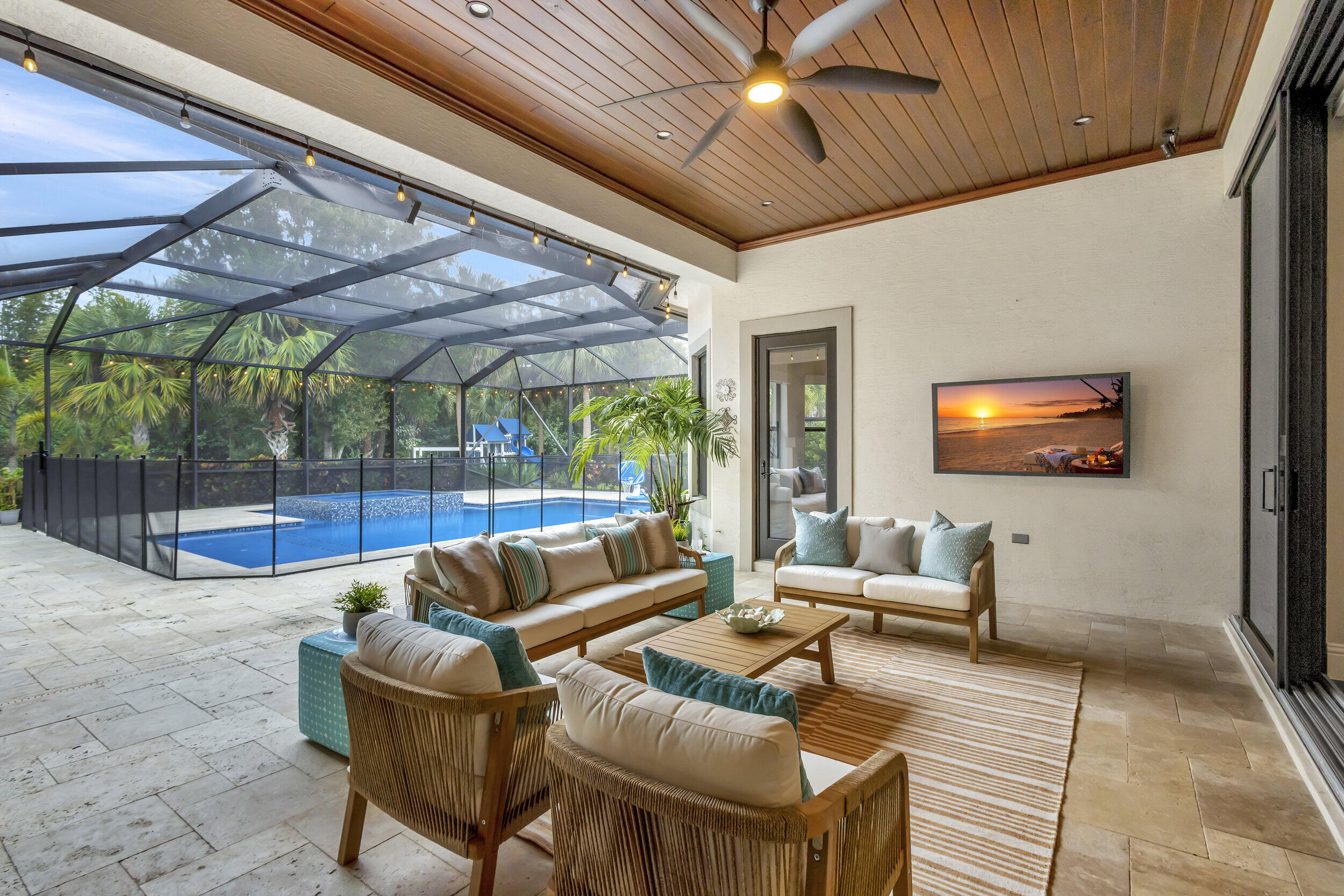 BANYAN LAKES 2 - Residential