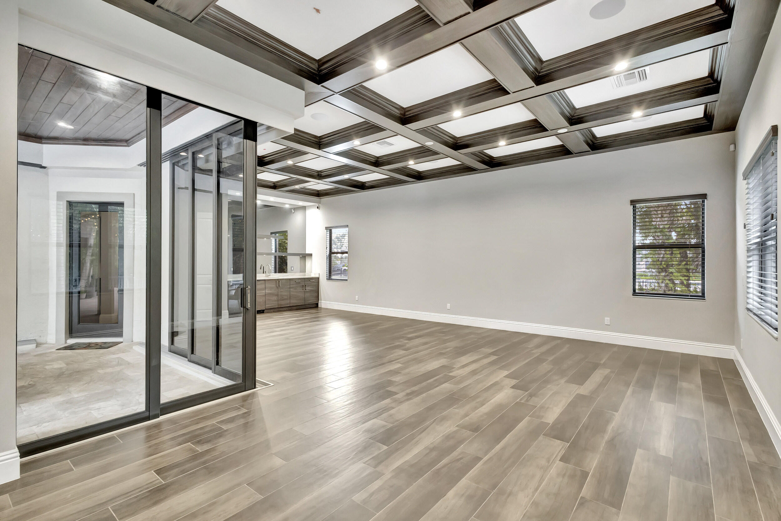 BANYAN LAKES 2 - Residential