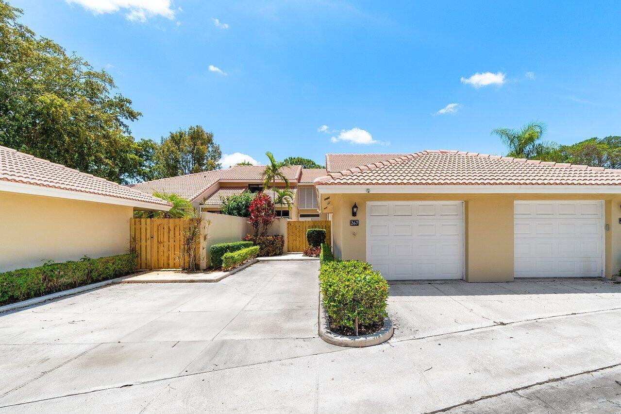 267 Old Meadow Way