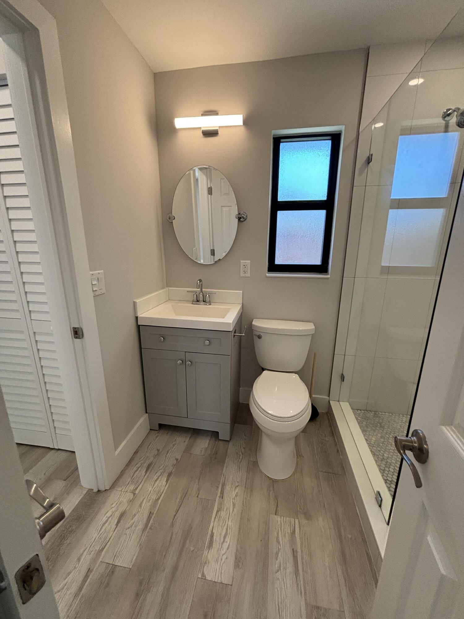 LAKE WORTH TOWN OF - Residential Lease