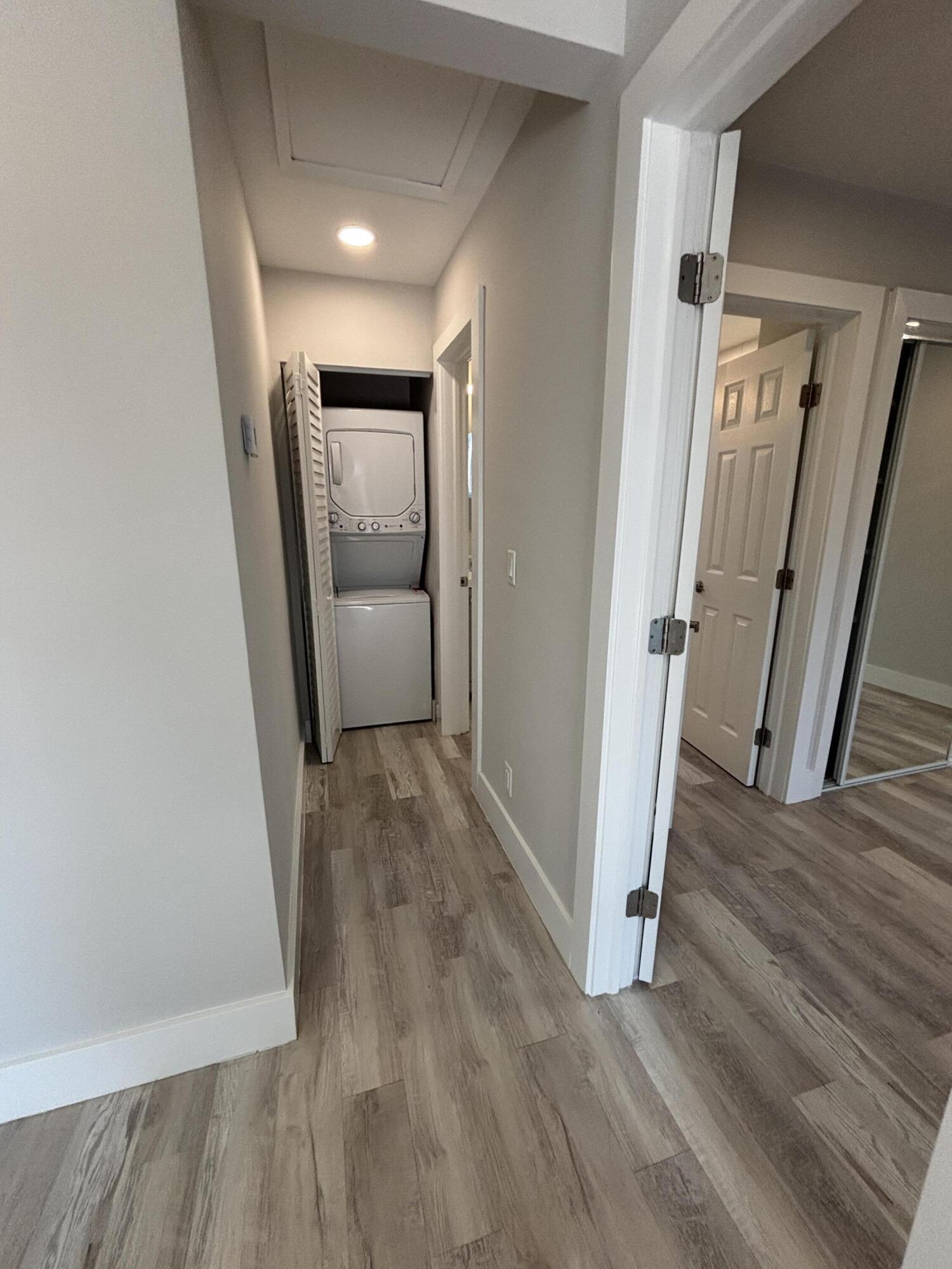 LAKE WORTH TOWN OF - Residential Lease