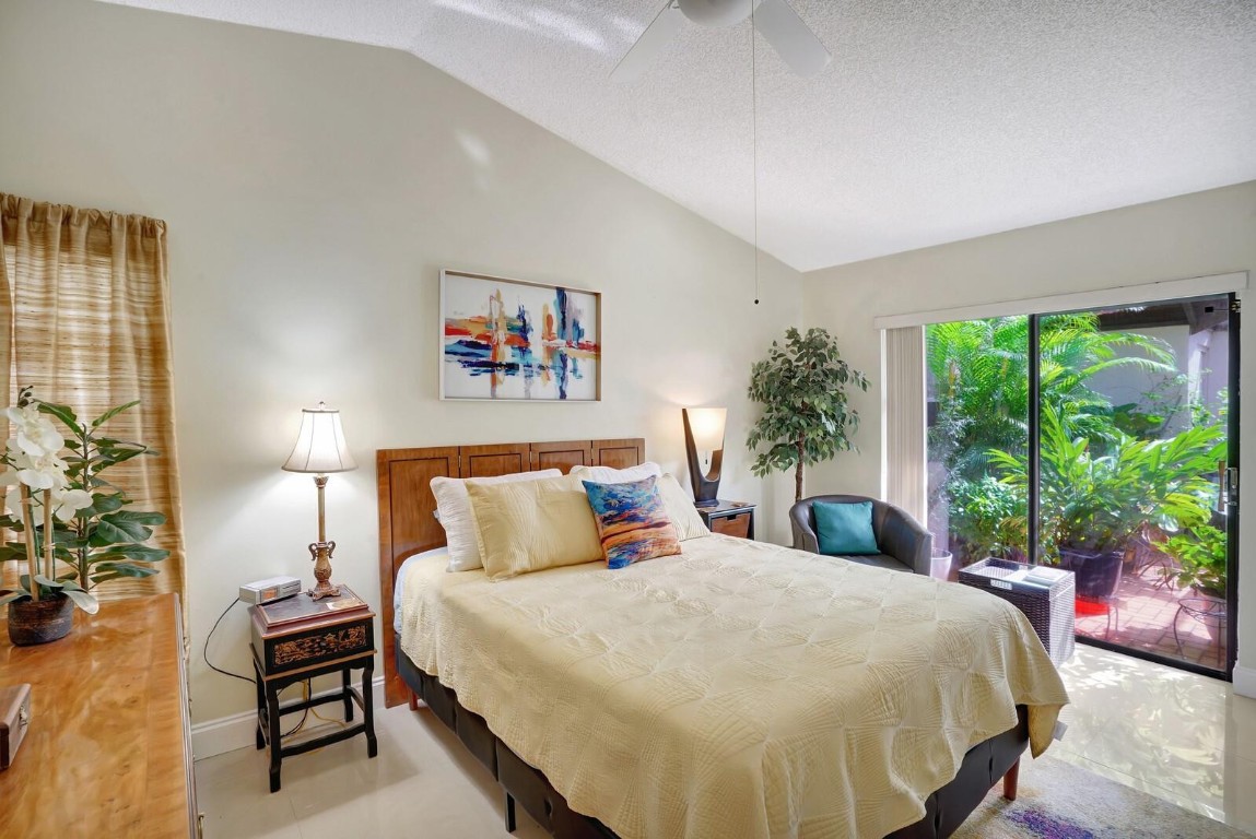Applewood Village III - Residential