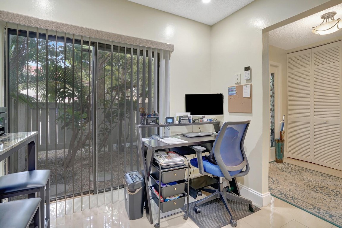 Applewood Village III - Residential