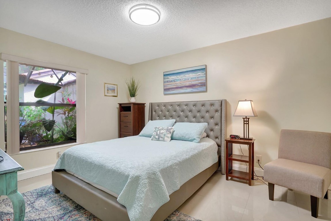 Applewood Village III - Residential