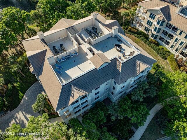RIVER CLUB AT CARLTON CON - Residential