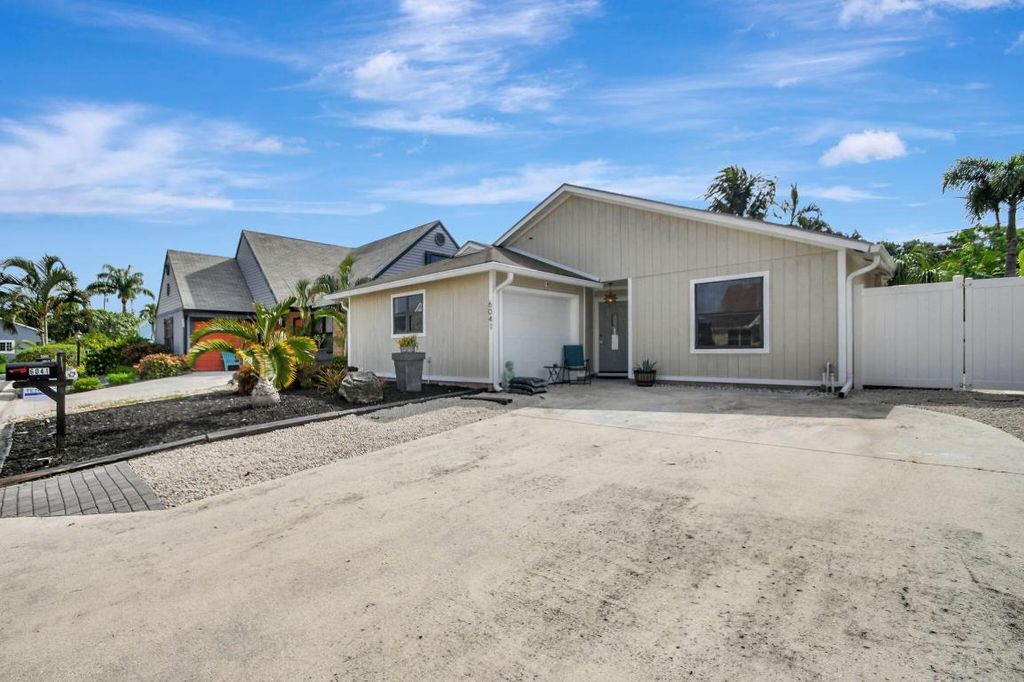 Photo of 6041 Lace Wood Circle, Lantana, FL 33462 (MLS # R11115165)