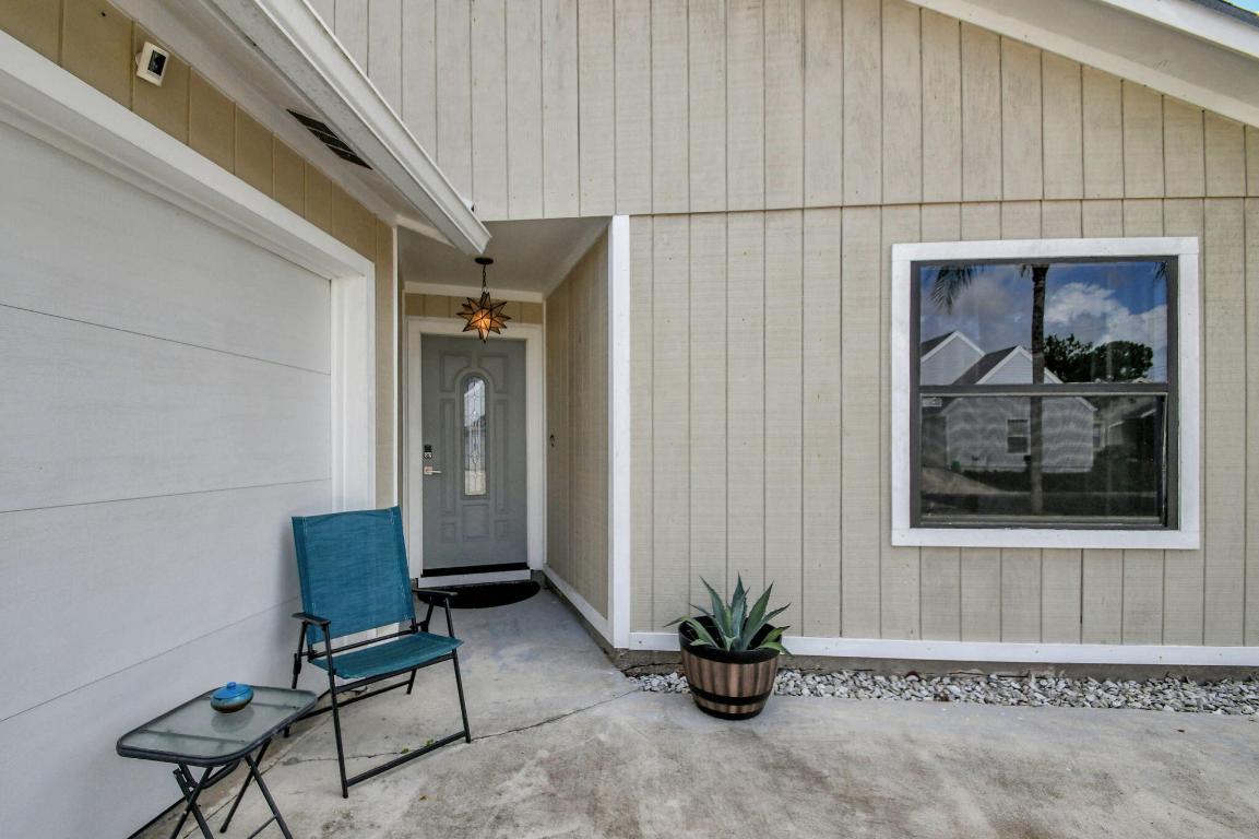 6041 Lace Wood Circle