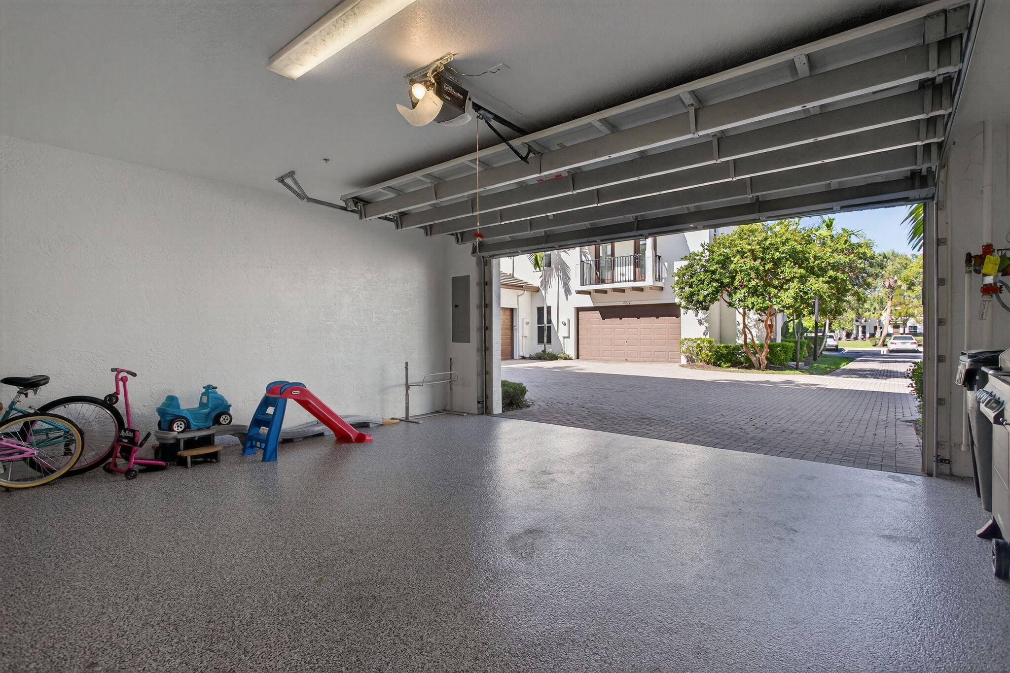 PALOMA LAKES PLAT - Residential