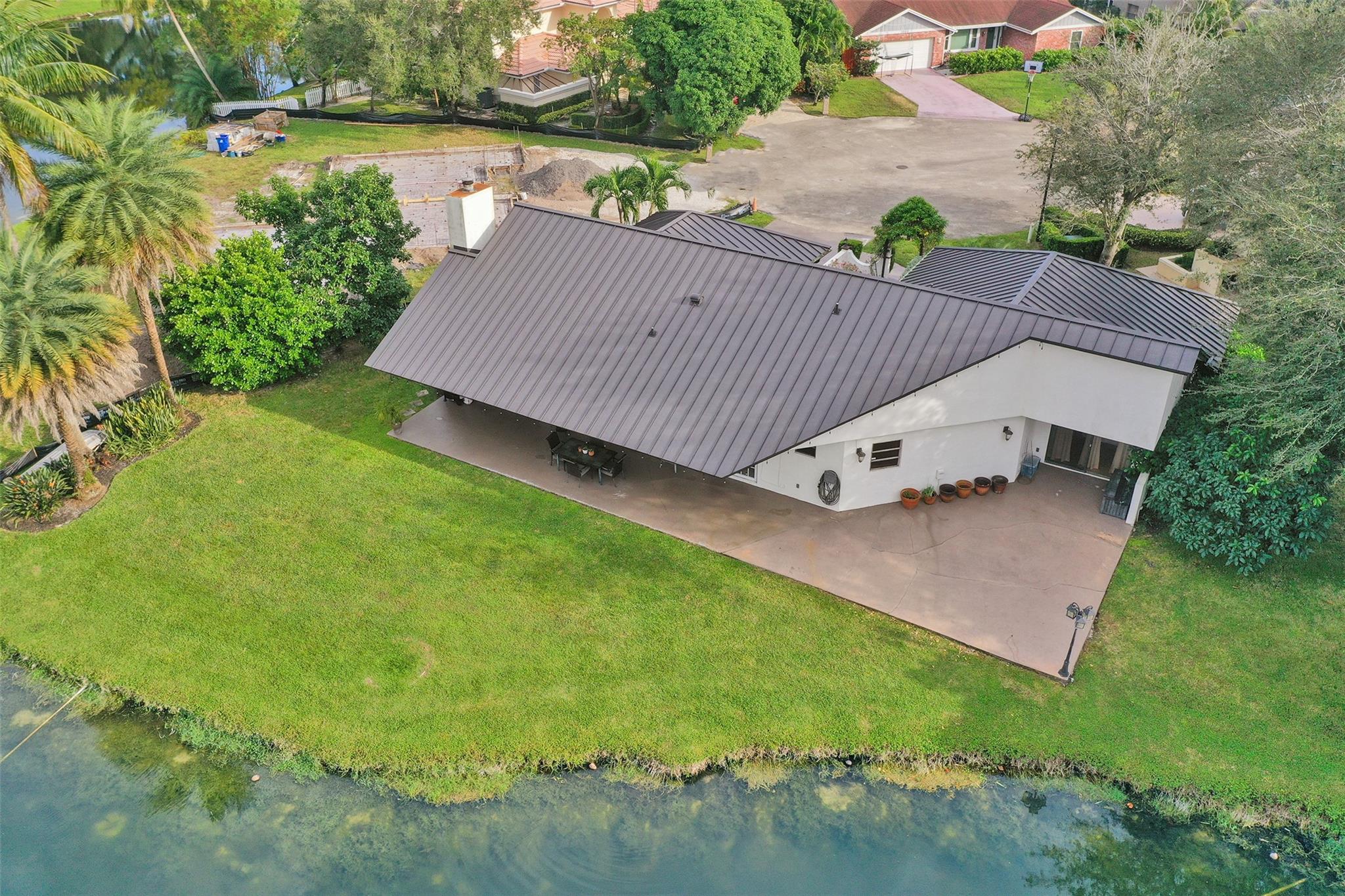 Jacaranda Villas 85-9 B - Residential