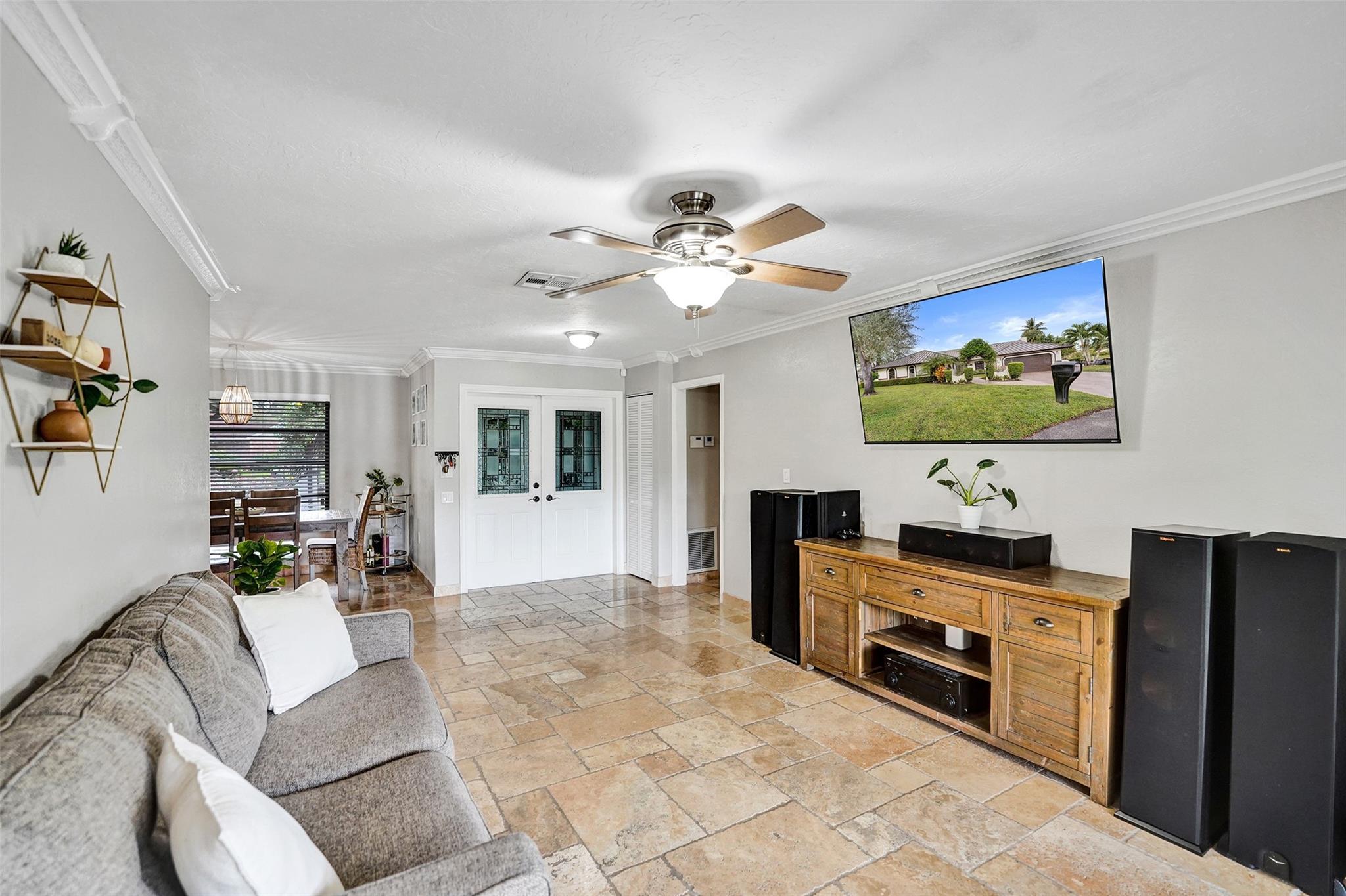 Jacaranda Villas 85-9 B - Residential