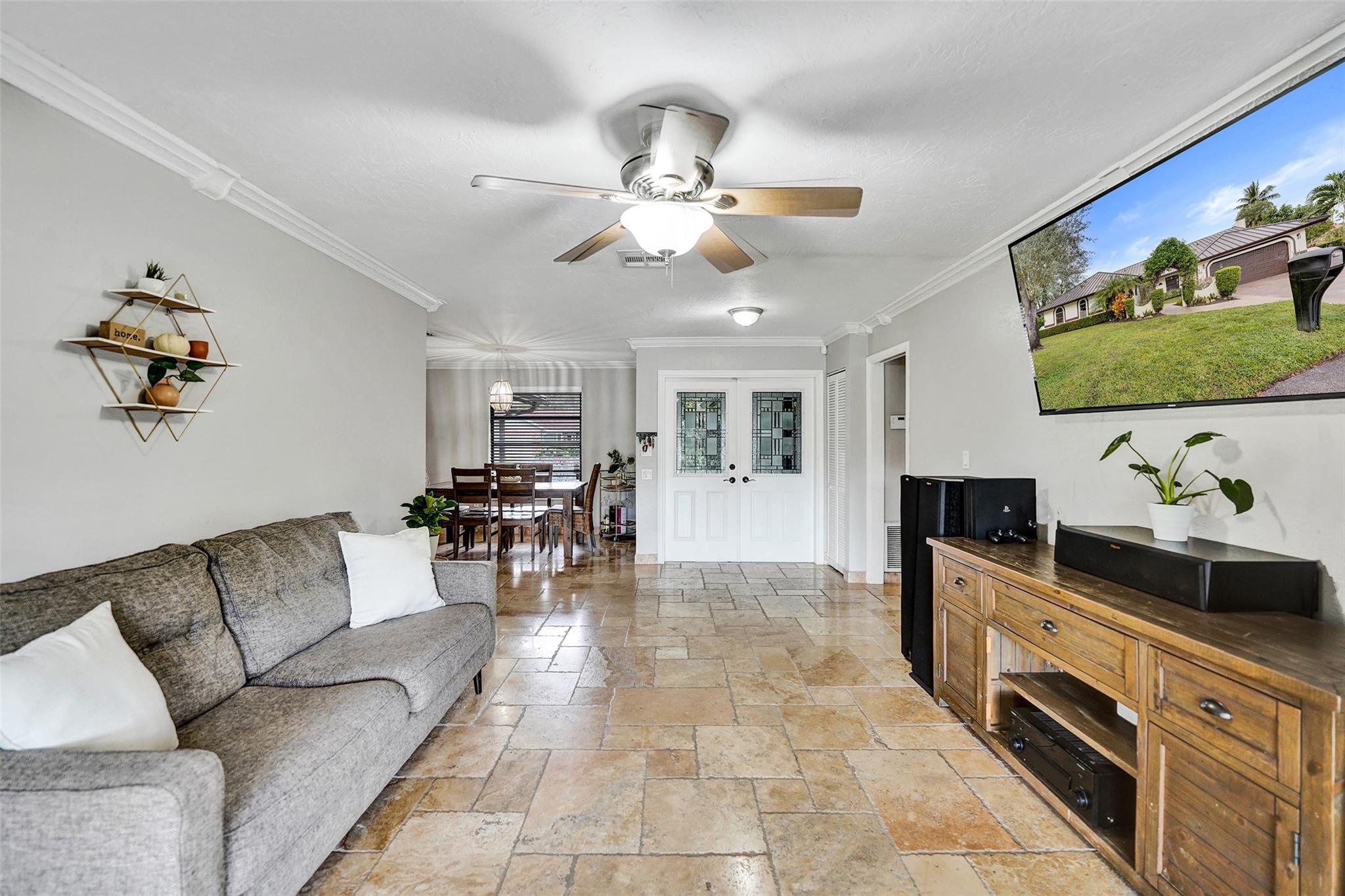 Jacaranda Villas 85-9 B - Residential