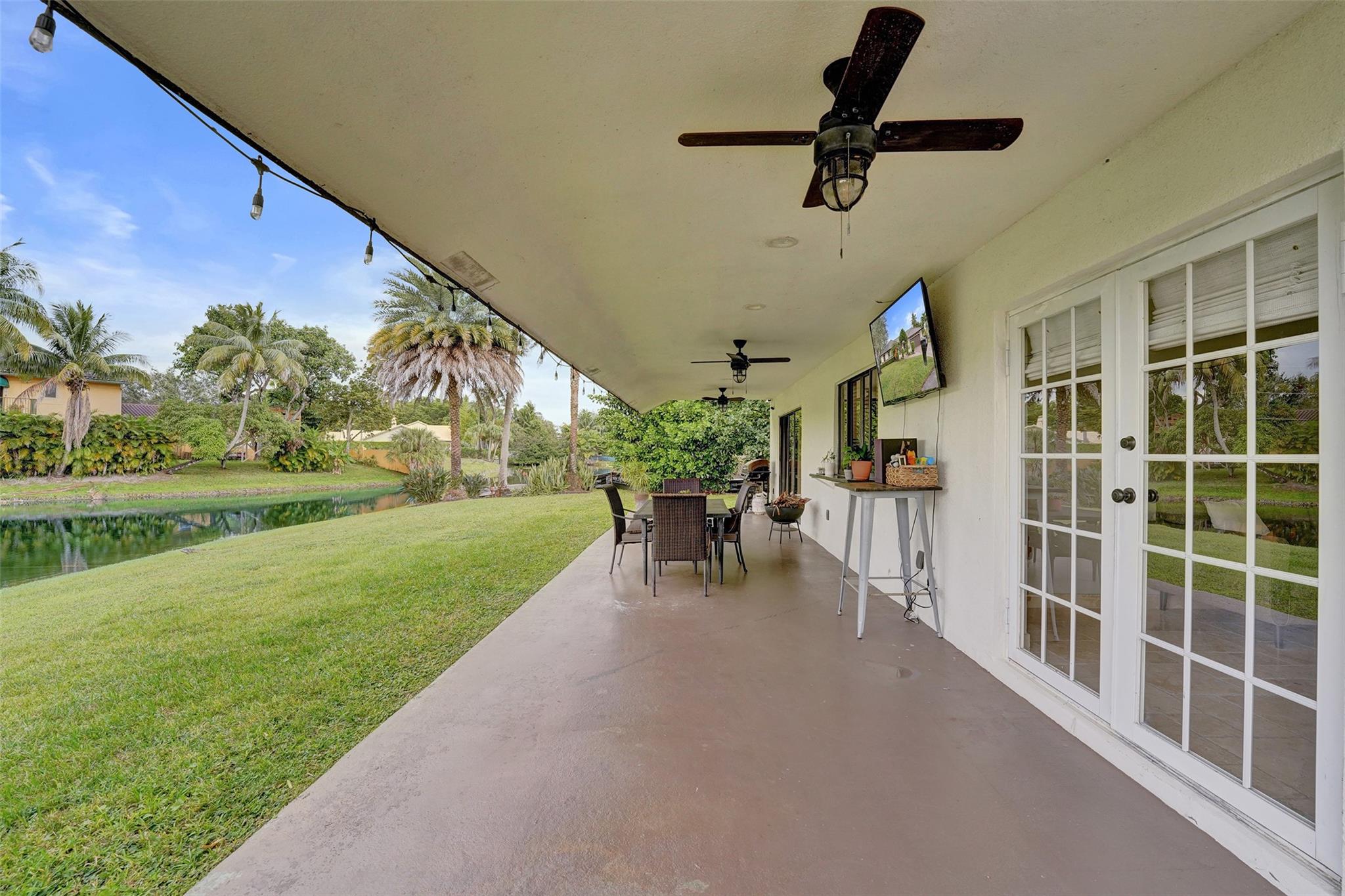 Jacaranda Villas 85-9 B - Residential