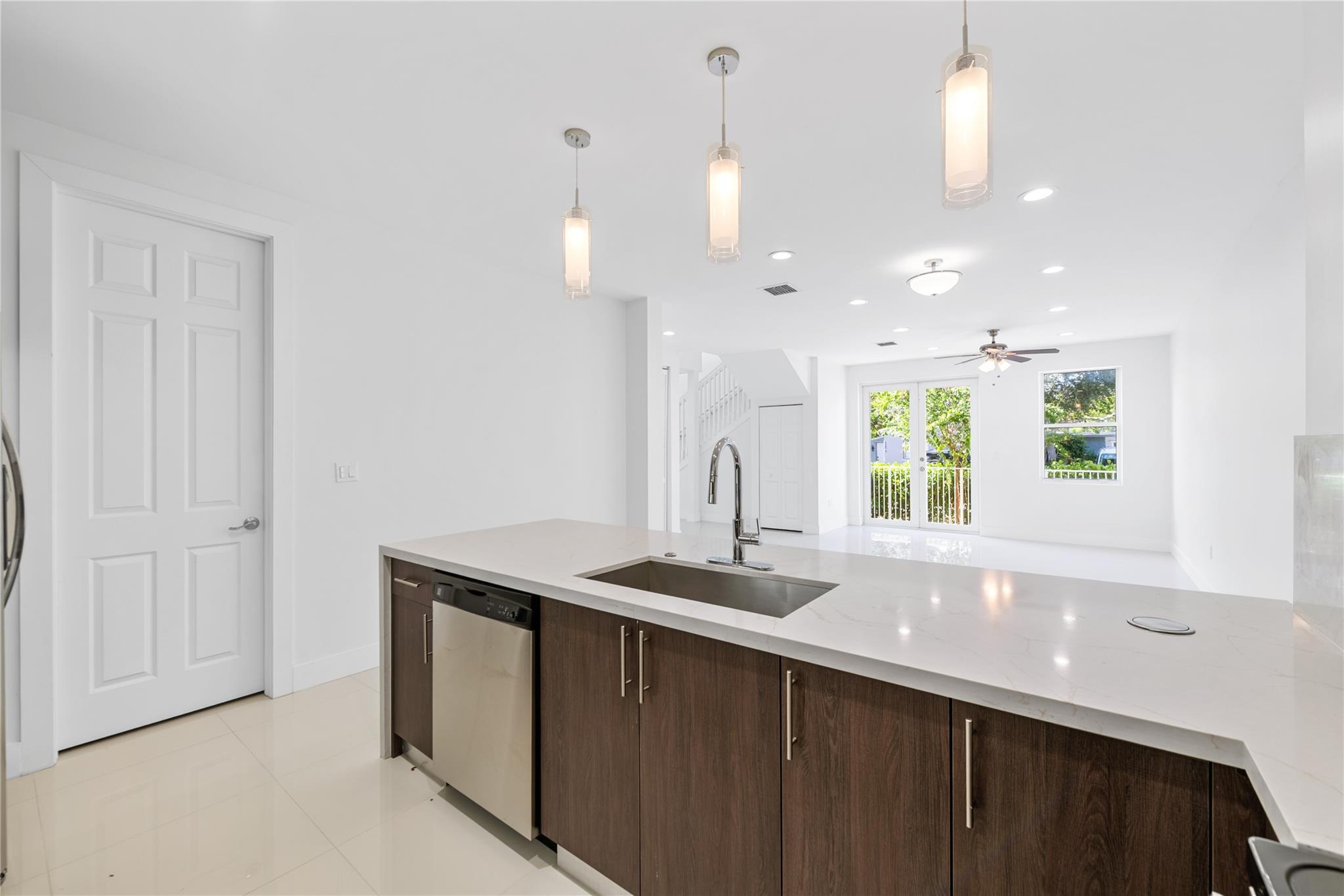 1428 SW 4th Ave 1428