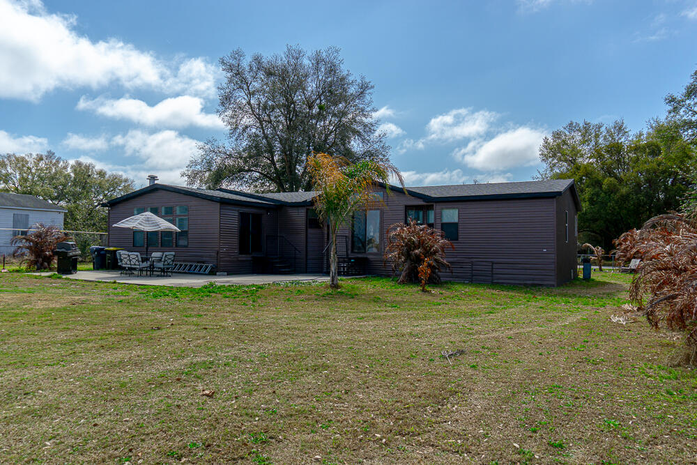 5472 Citrus Hill Drive