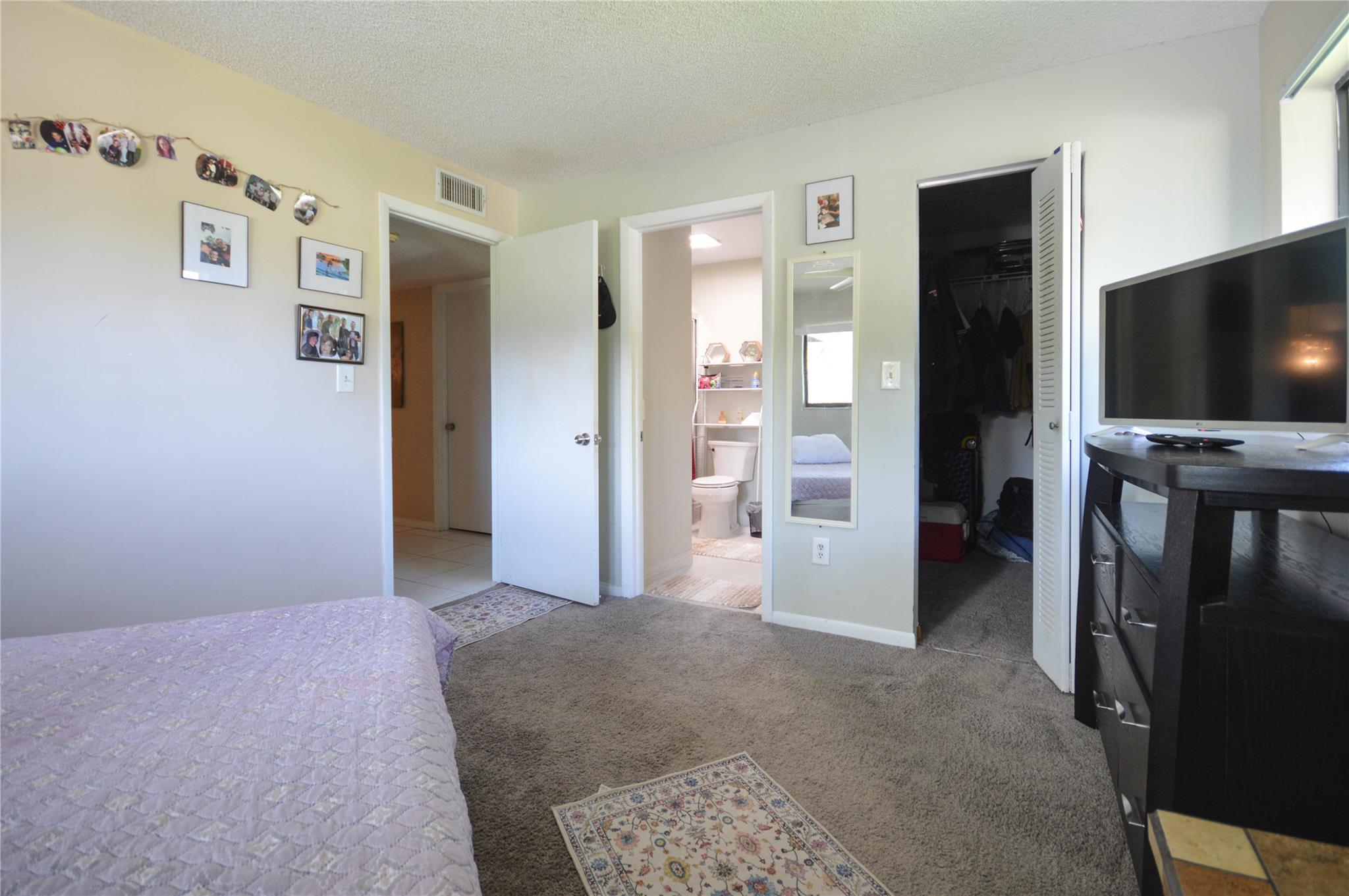 TAMARAC GARDENS CONDOMINI - Residential Lease