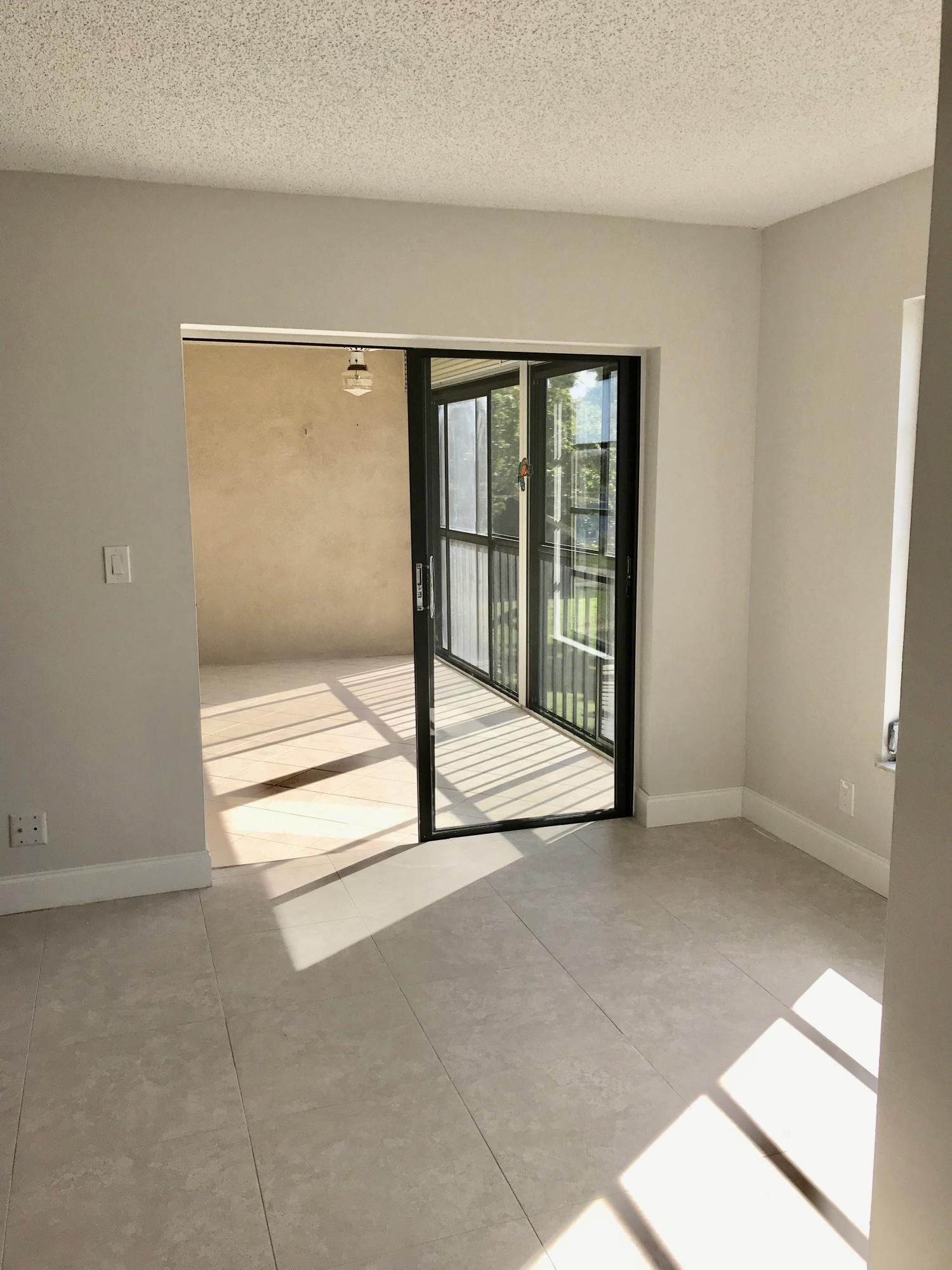 HUNTINGTON LAKES SEC TWO CONDOS - Residential