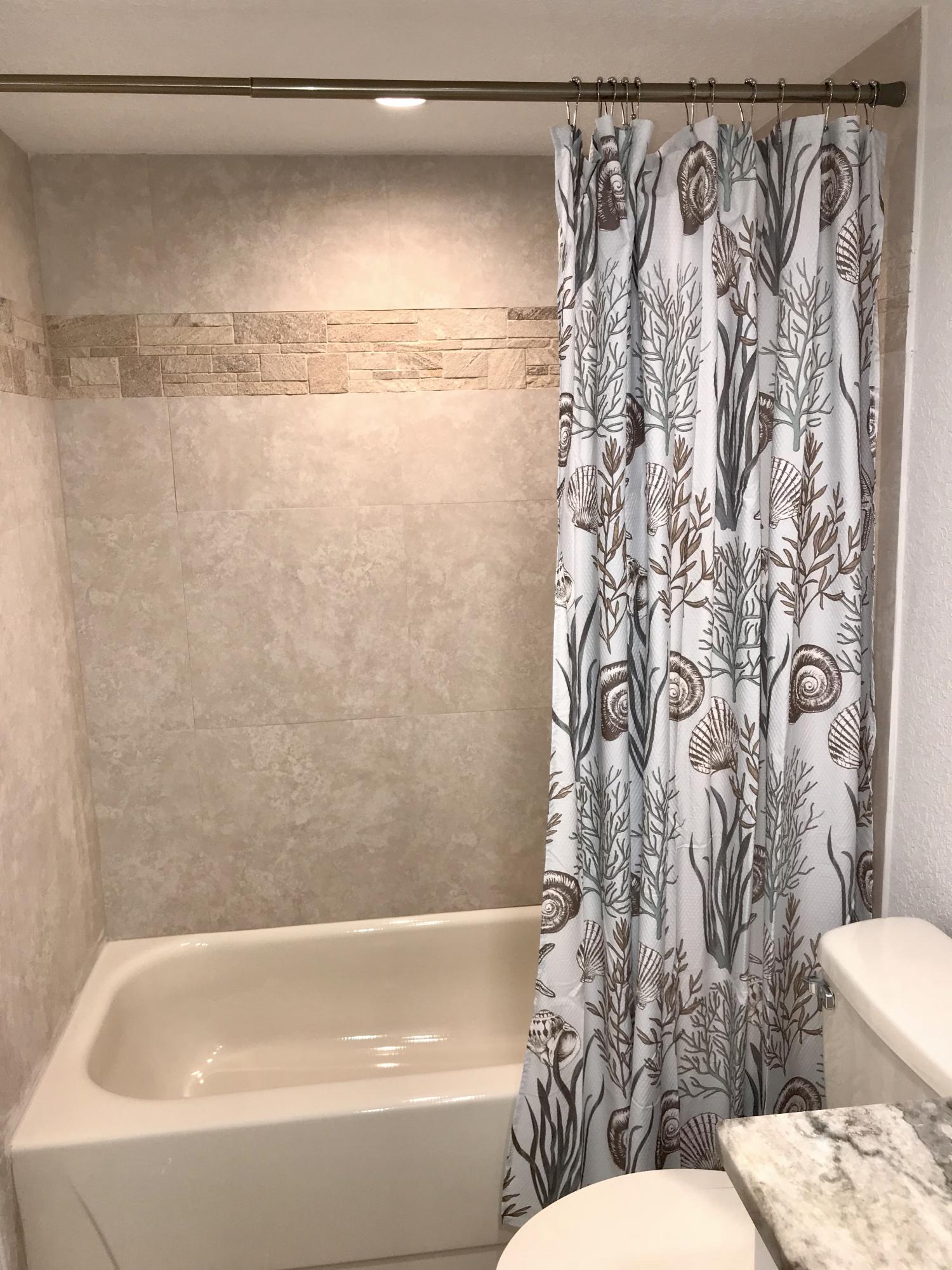 HUNTINGTON LAKES SEC TWO CONDOS - Residential