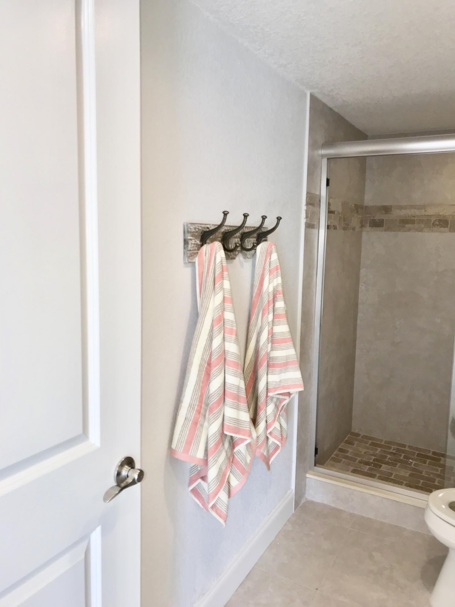 HUNTINGTON LAKES SEC TWO CONDOS - Residential