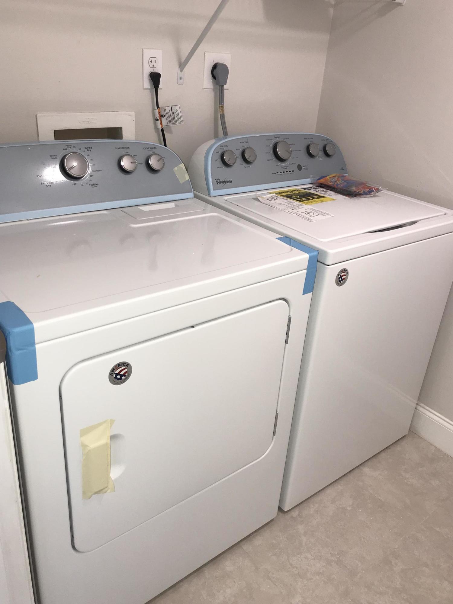 HUNTINGTON LAKES SEC TWO CONDOS - Residential